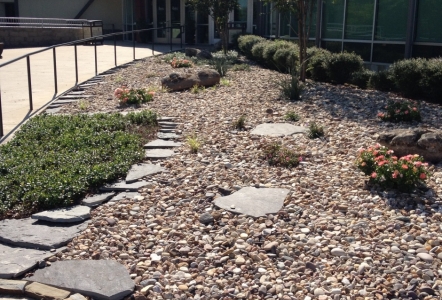 Rowlett Community center added Rainbow River Rock and Oklahoma Flagstone to their landscaping.