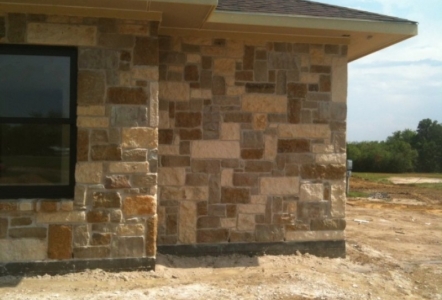 Cream Austin, Leuders Chop, & Sawn Wintergreen