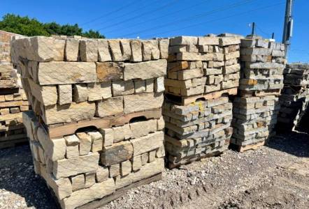 Several different sizes and colors of Oklahoma Ledge/Chopped