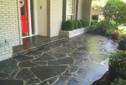 Silvermist flagstone patio AFTER being sealed.