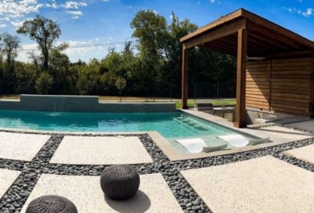 Mexican Beach Pebbles installed by Splash Pad Pools