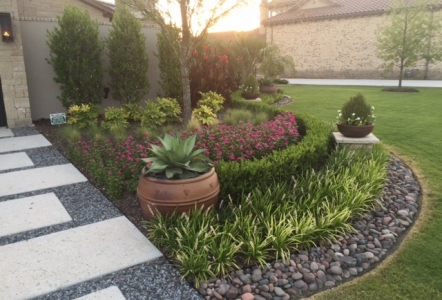 Gravel River Rock Classic, Black Crushed Stone Landscaping