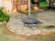 Oklahoma Flagstone with decomposed granite joints.