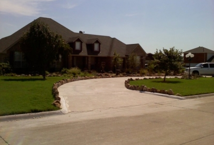 Moss Boulder edging