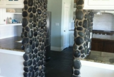 Mexican Beach Pebbles used in a kitchen!