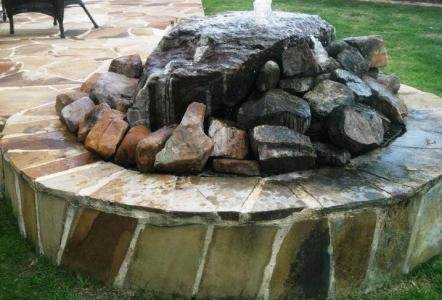 Oklahoma Flagstone and Moss Boulders