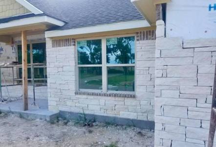 Austin White (dry stacked) by Classic Homes